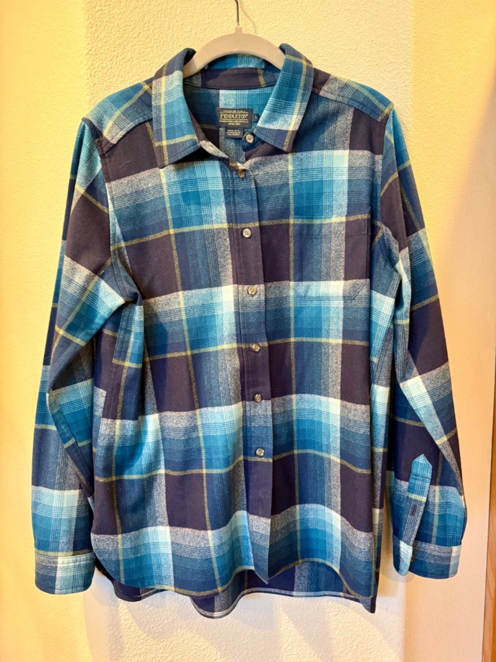 Pendleton 100% Wool Flannel Shirt - Size L